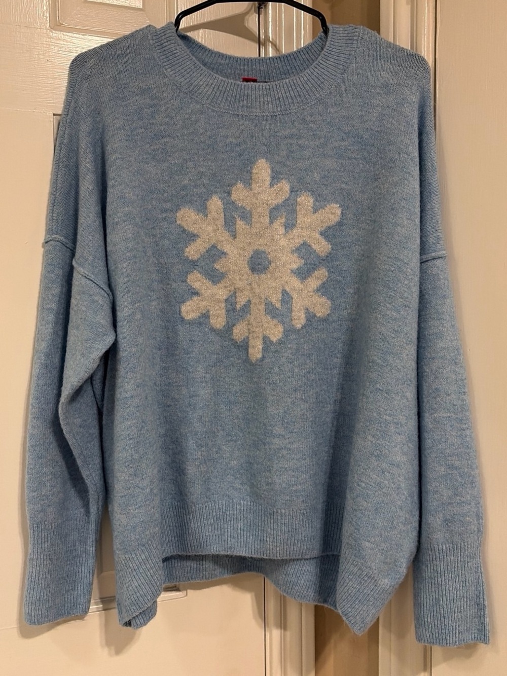 Vince Camuto Light Blue Crewneck Sweater with White Snowflake